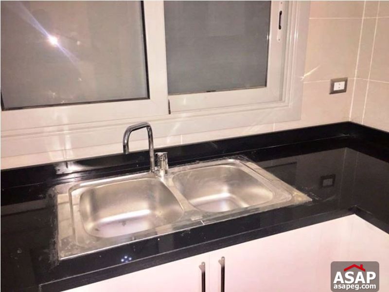 Studio for Rent in Village Gate