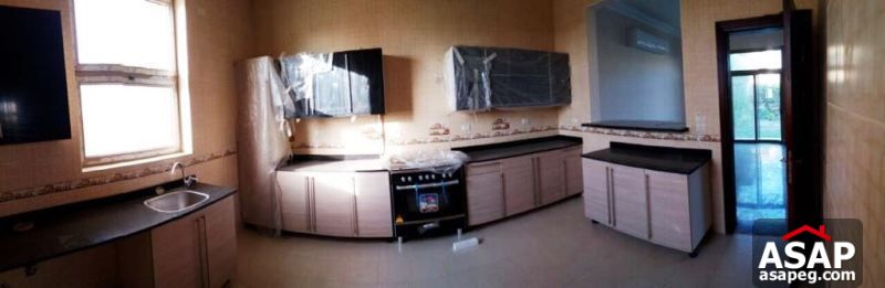 Town House for Rent in Sheikh Zayed