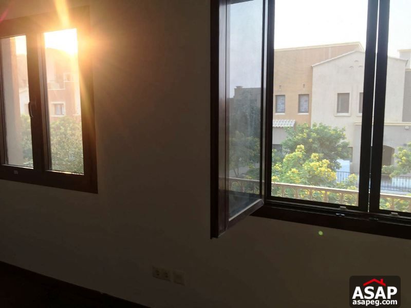 Villa with Big Garden for Rent in New Cairo