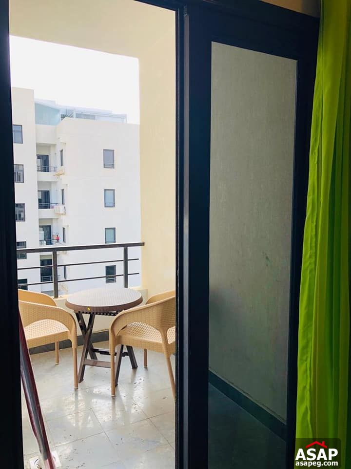 Furnished Apartment for Rent in The WaterWay