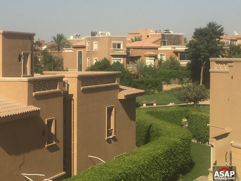 Town House for Sale in Bellagio Compound Town House for Sale in Bellagio Compound