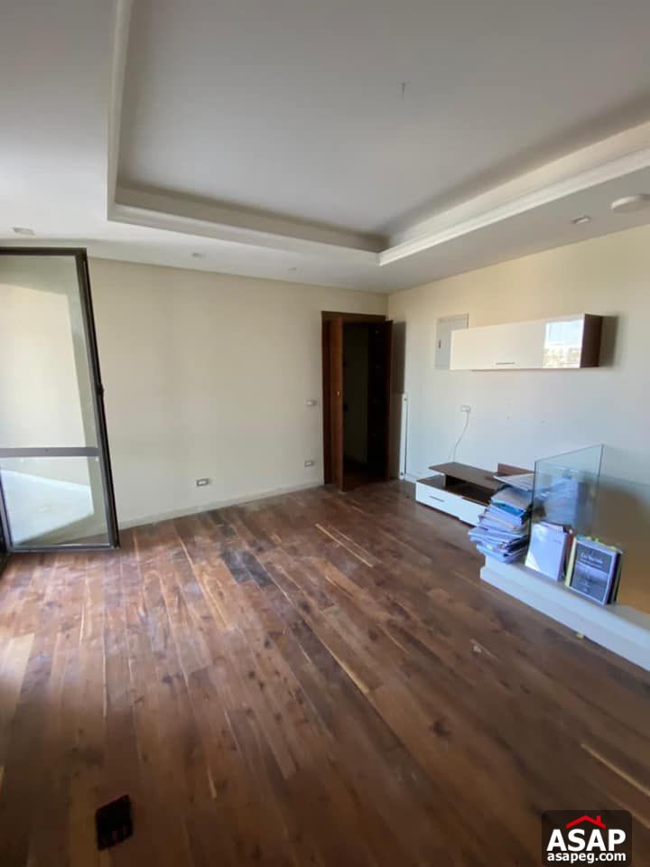 Duplex for Rent in Westown