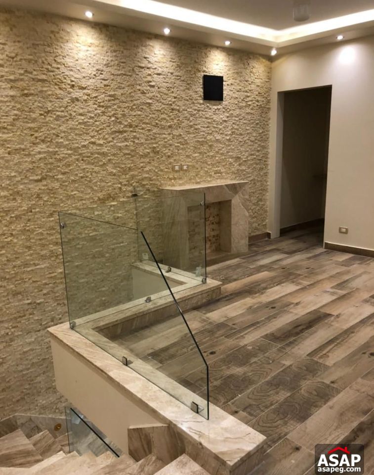 Duplex with Garden for Rent in Eastown