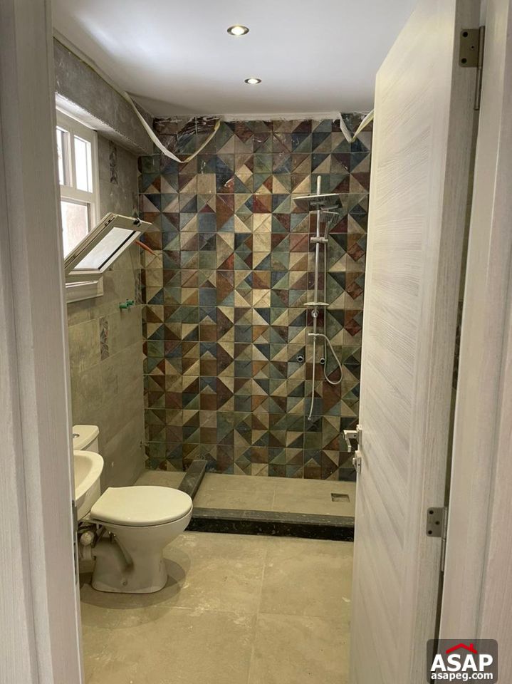 Apartment with Garden View for Rent in the Square Apartment with Garden View for Rent in the Square