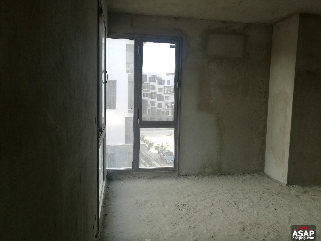 Semi Finished Apartment for Sale in Eastown Semi Finished Apartment for Sale in Eastown