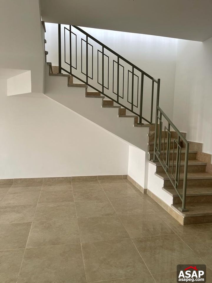 Penthouse for Rent in Fifth Square