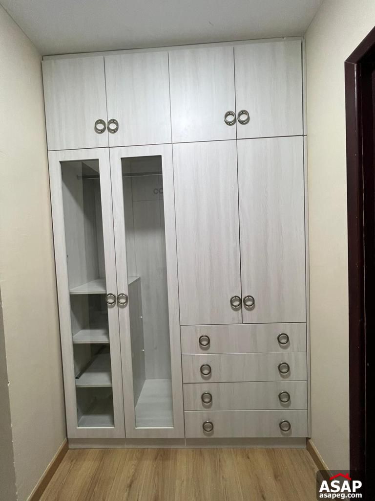 Furnished Apartment for Rent in Hyde Park Furnished Apartment for Rent in Hyde Park