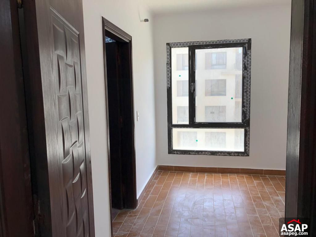 Semi Furnished Apartment for Rent in Eastown Semi Furnished Apartment for Rent in Eastown