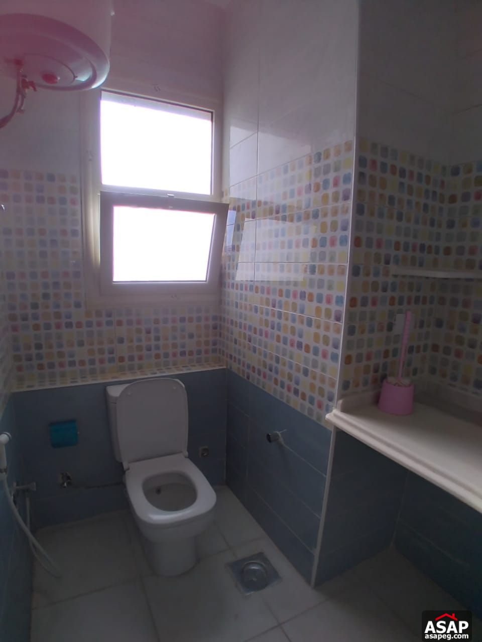 Senior Chalet with Sea View for Sale in Hacienda Bay Senior Chalet with Sea View for Sale in Hacienda Bay