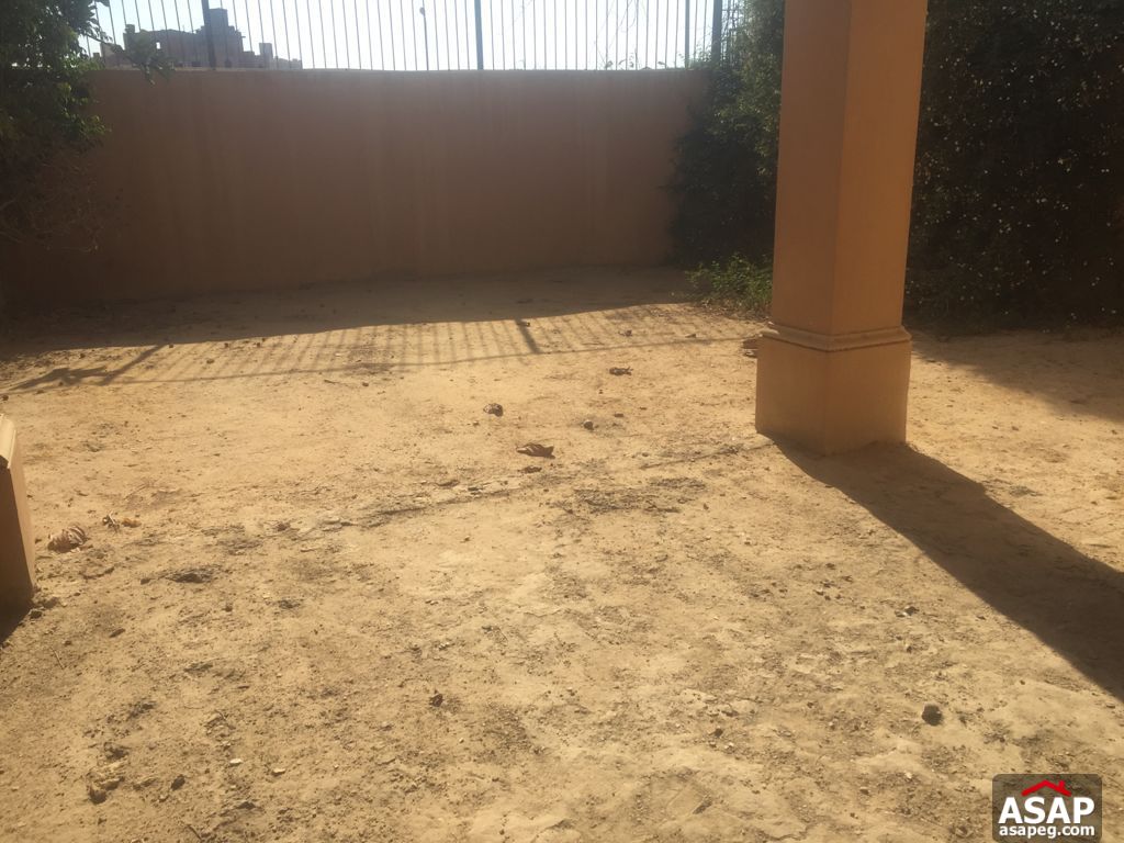 Town House for Sale in Bellagio Compound Town House for Sale in Bellagio Compound