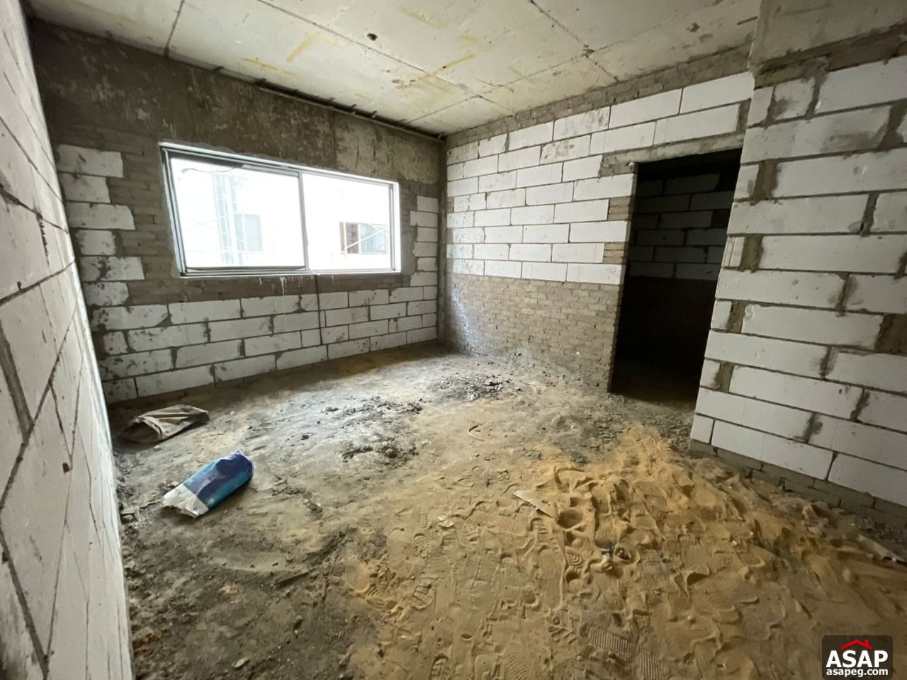 Apartment for Sale in Lake View Residence