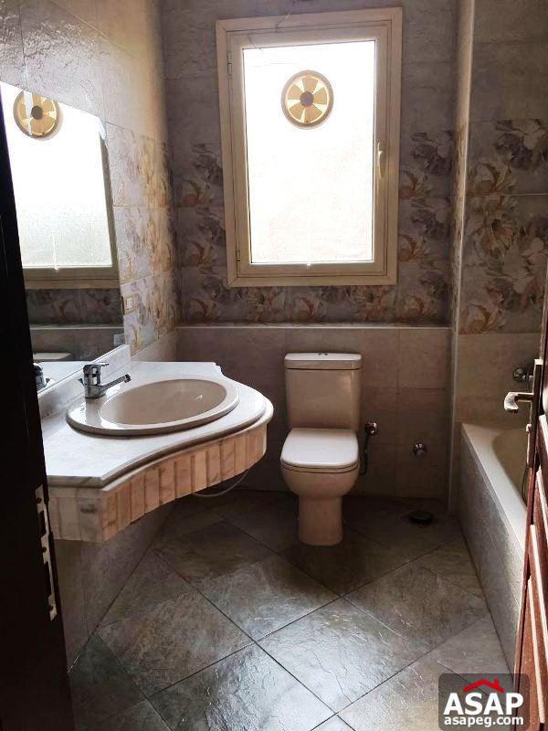 Ultra Modern Villa with Swimming Pool in New Cairo Ultra Modern Villa with Swimming Pool in New Cairo