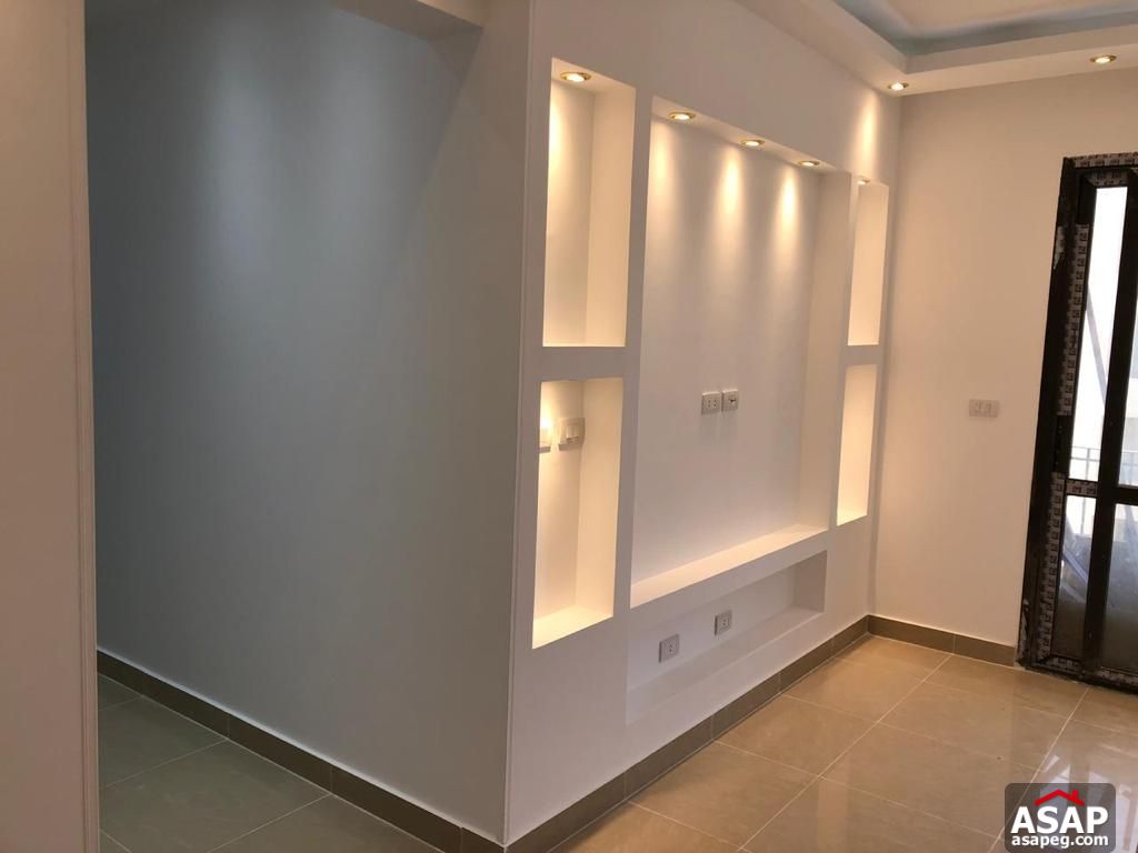 Semi Furnished Apartment for Rent in Eastown Semi Furnished Apartment for Rent in Eastown