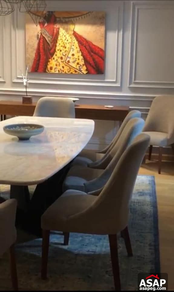 Duplex with Garden for Rent in Village Avenue Duplex with Garden for Rent in Village Avenue