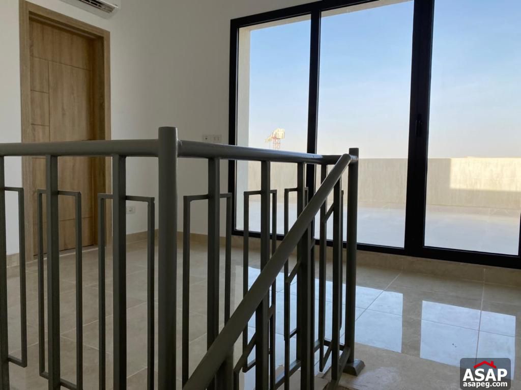 Penthouse for Sale in Fifth Square Compound Penthouse for Sale in Fifth Square Compound