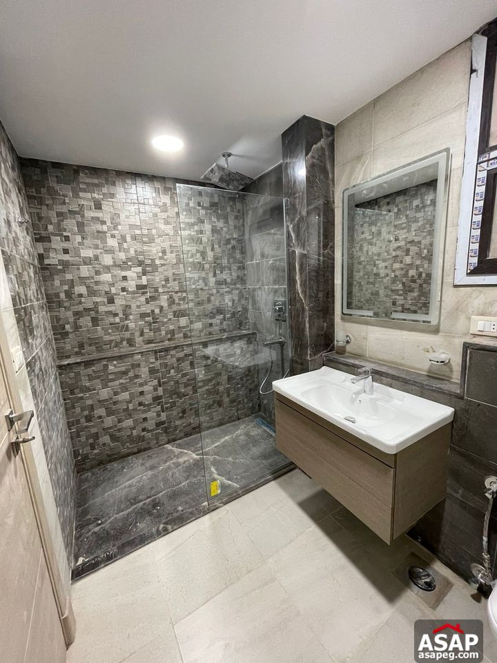 Duplex with Garden for Rent in Westown