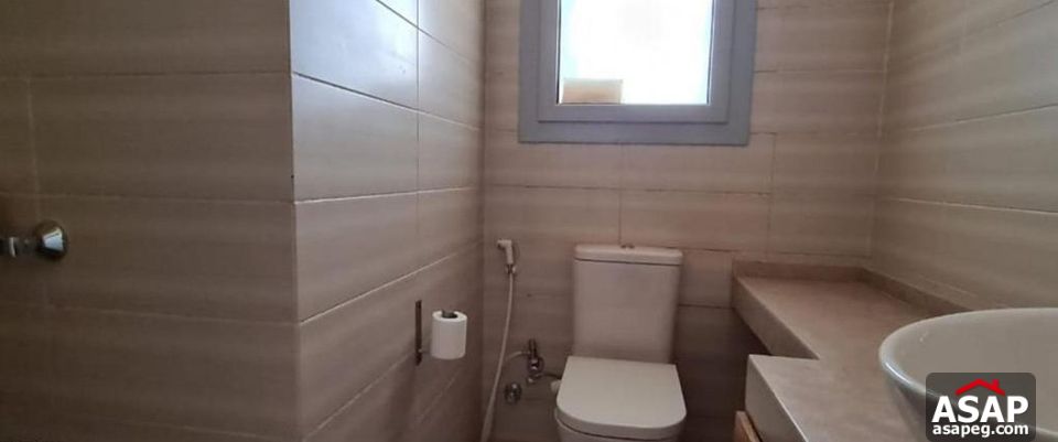 Penthouse for Sale in Village Gate Palm Hills Penthouse for Sale in Village Gate Palm Hills