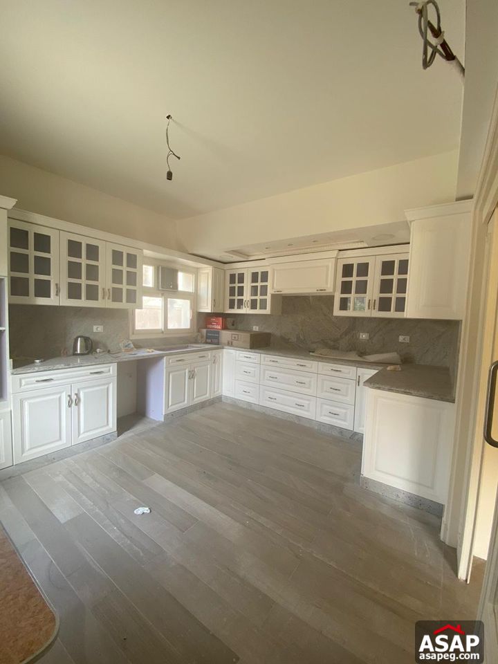 Twin House for Rent in Mivida Emaar