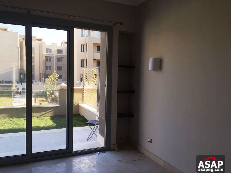 Studio with Private Garden in Village Gate for Rent Studio with Private Garden in Village Gate for Rent