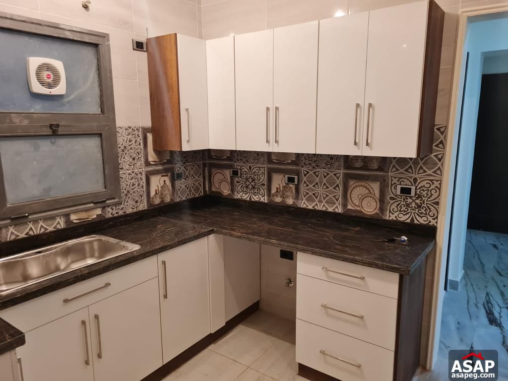 Semi Furnished Apartment for Rent in Eastown