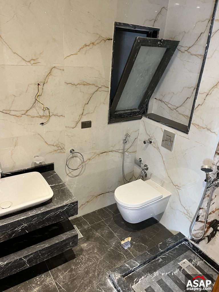 Apartment with Lake View for Rent in New Cairo