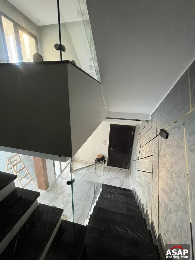 Triplex for Rent in Eastown Compound Triplex for Rent in Eastown Compound