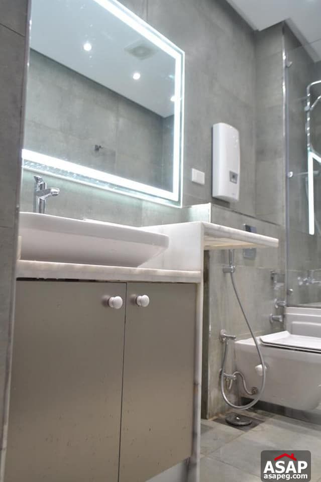 Apartment for Rent in Eastown Parks Apartment for Rent in Eastown Parks