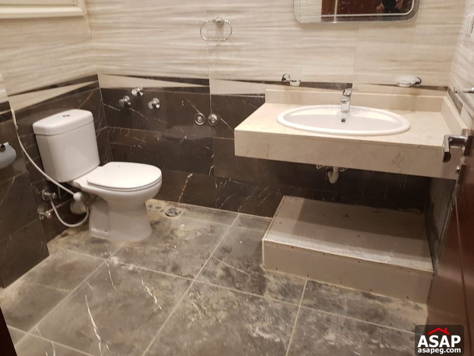 Town House for Rent in Les Rois Compound Town House for Rent in Les Rois Compound