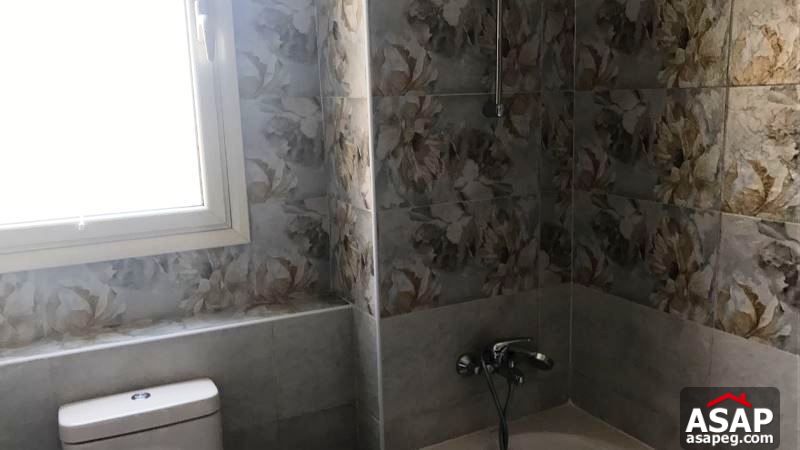 Ultra Modern Villa with Swimming Pool in New Cairo Ultra Modern Villa with Swimming Pool in New Cairo