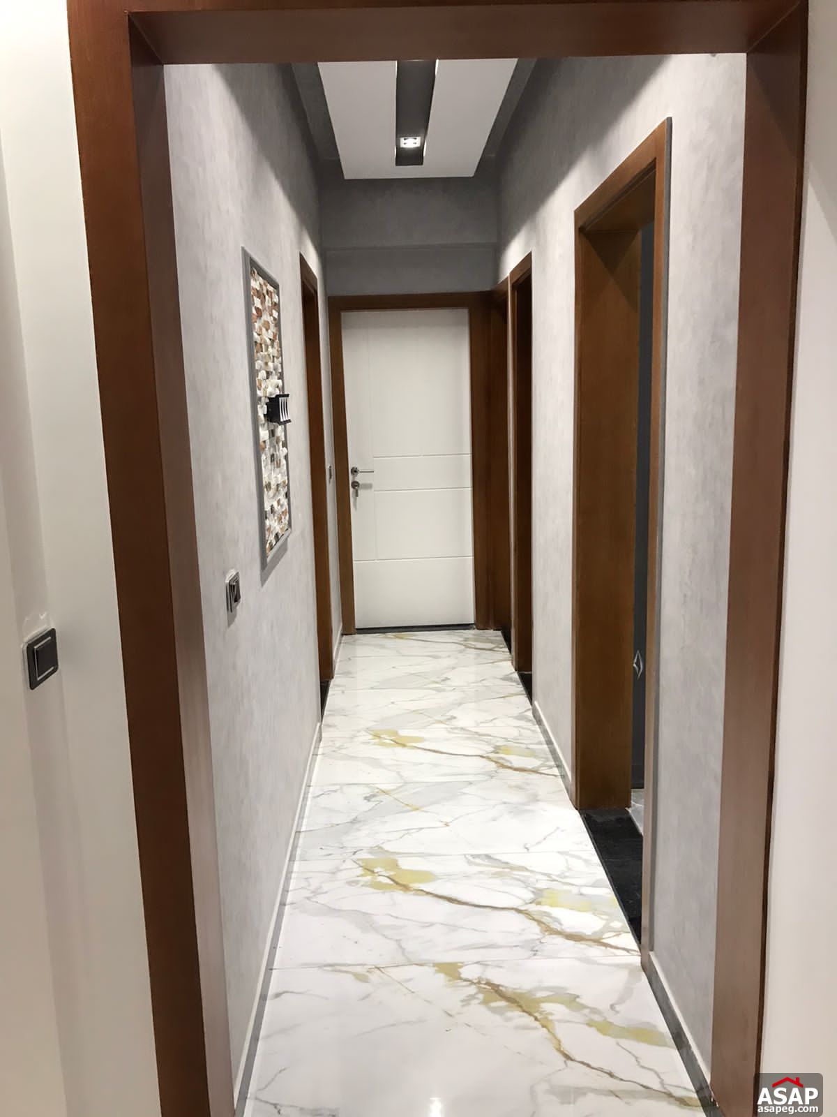 Apartment for Rent in Hyde Park Compound