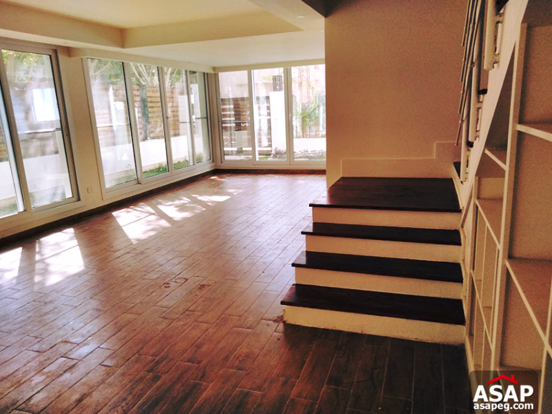 Twin House with Big Garden in Utopia Compouned - 6 October