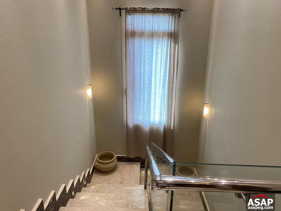 Penthouse for Rent in Bamboo Palm Hills Penthouse for Rent in Bamboo Palm Hills