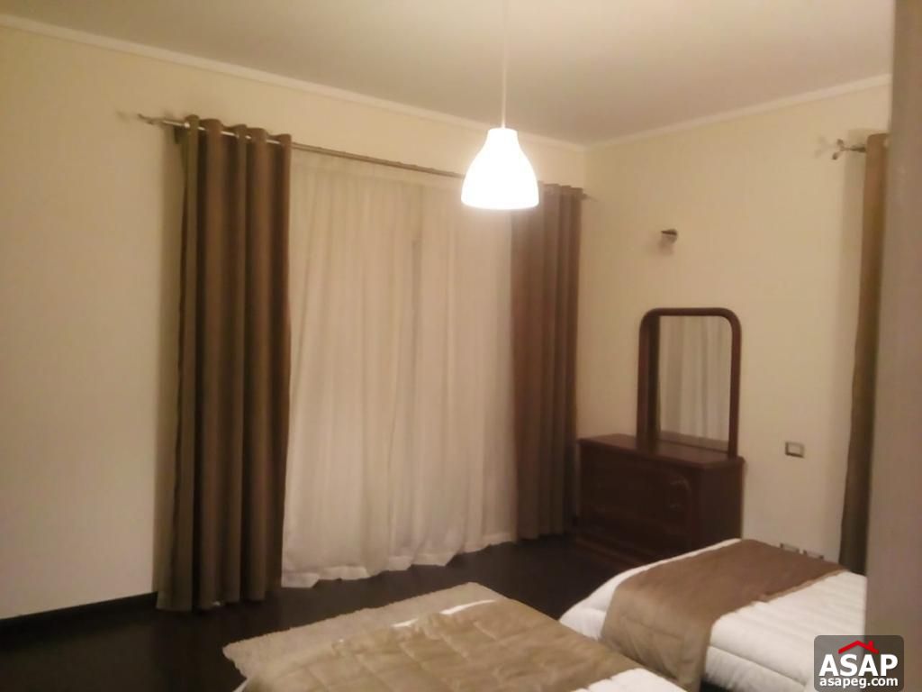 Studio for Sale in the Village Palm Hills Studio for Sale in the Village Palm Hills