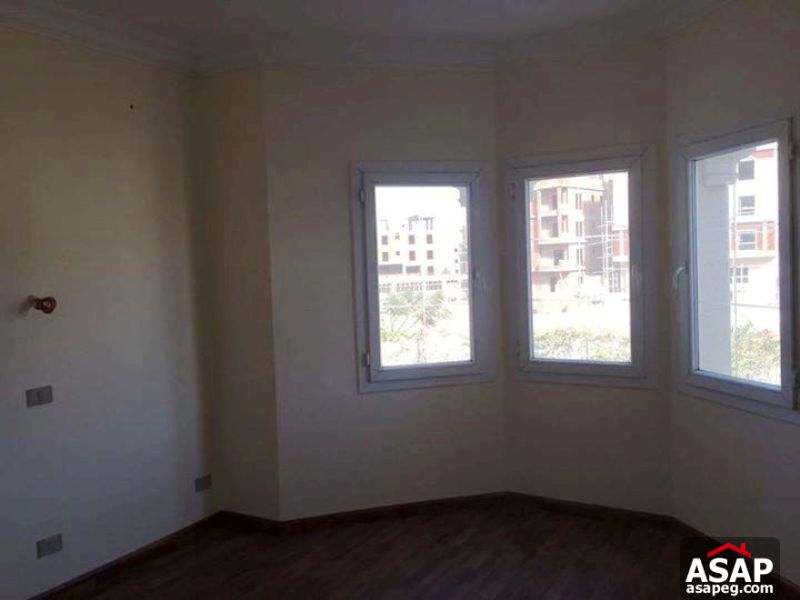 I Villa for Rent in Mountain View