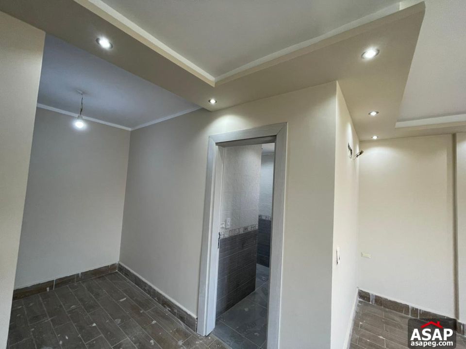 Apartment with Garden View for Rent in the Square Apartment with Garden View for Rent in the Square