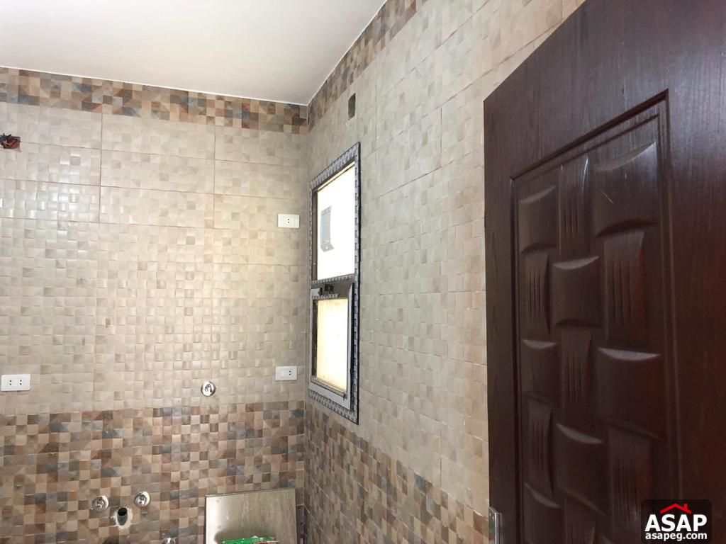 Semi Furnished Apartment for Rent in Eastown Semi Furnished Apartment for Rent in Eastown