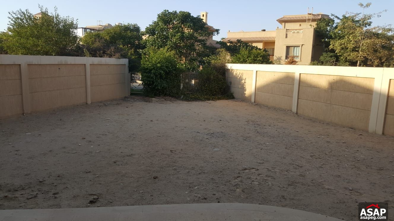 Villa for Sale in Flower Park Compound