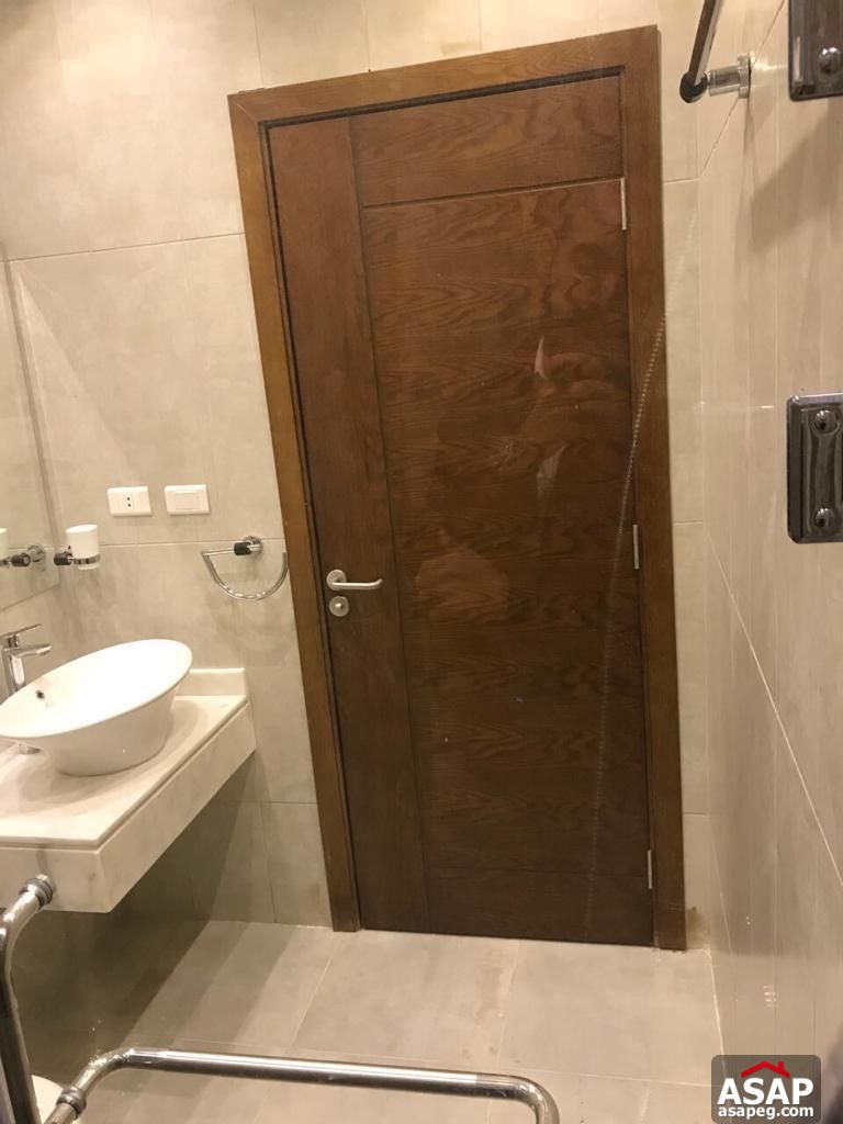 Apartment in Eastown Sodic