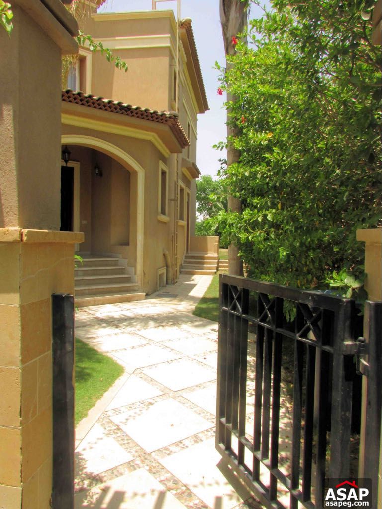 Stand Alone with Pool for Rent in Lake View Stand Alone with Pool for Rent in Lake View