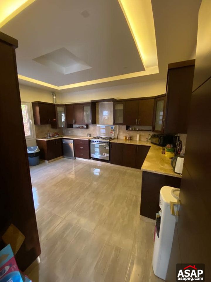 Villa with Pool for Rent in Hadaba Gezira Zayed