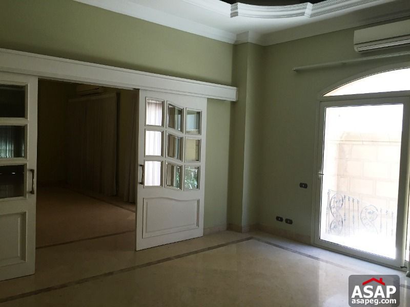 Ground Floor with Garden for Rent in West Golf Ground Floor with Garden for Rent in West Golf