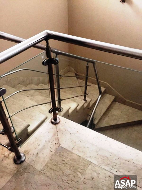 Town House for Rent in Beverly Hills Town House for Rent in Beverly Hills