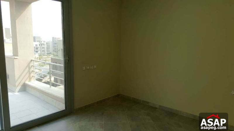 Penthouse for Rent in Village Gate Palm Hills Penthouse for Rent in Village Gate Palm Hills