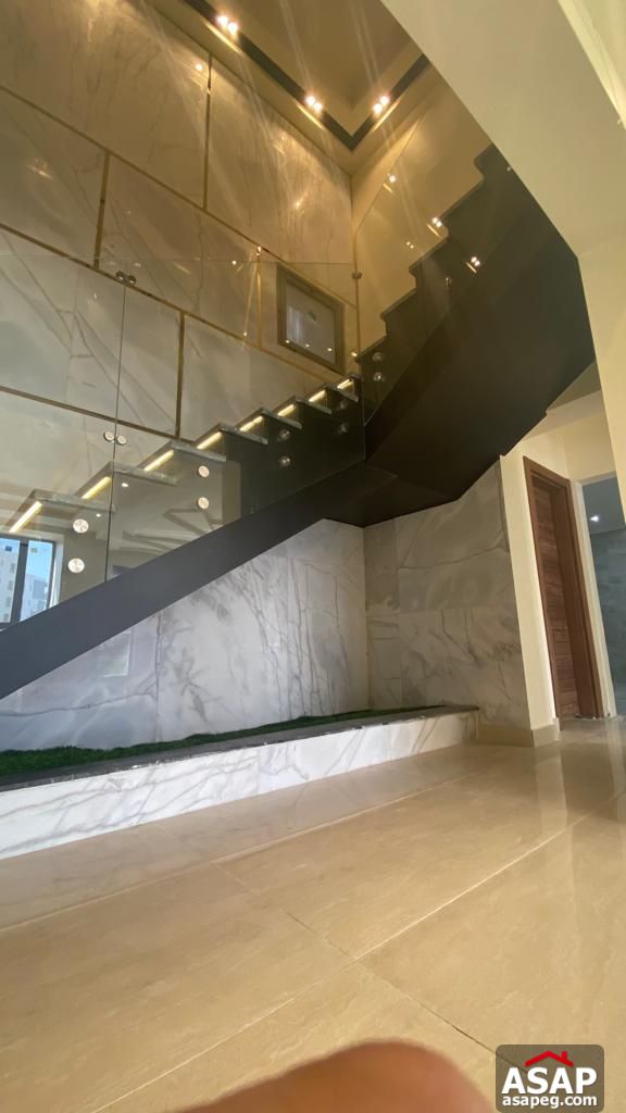 Duplex for Rent in Eastown Sodic