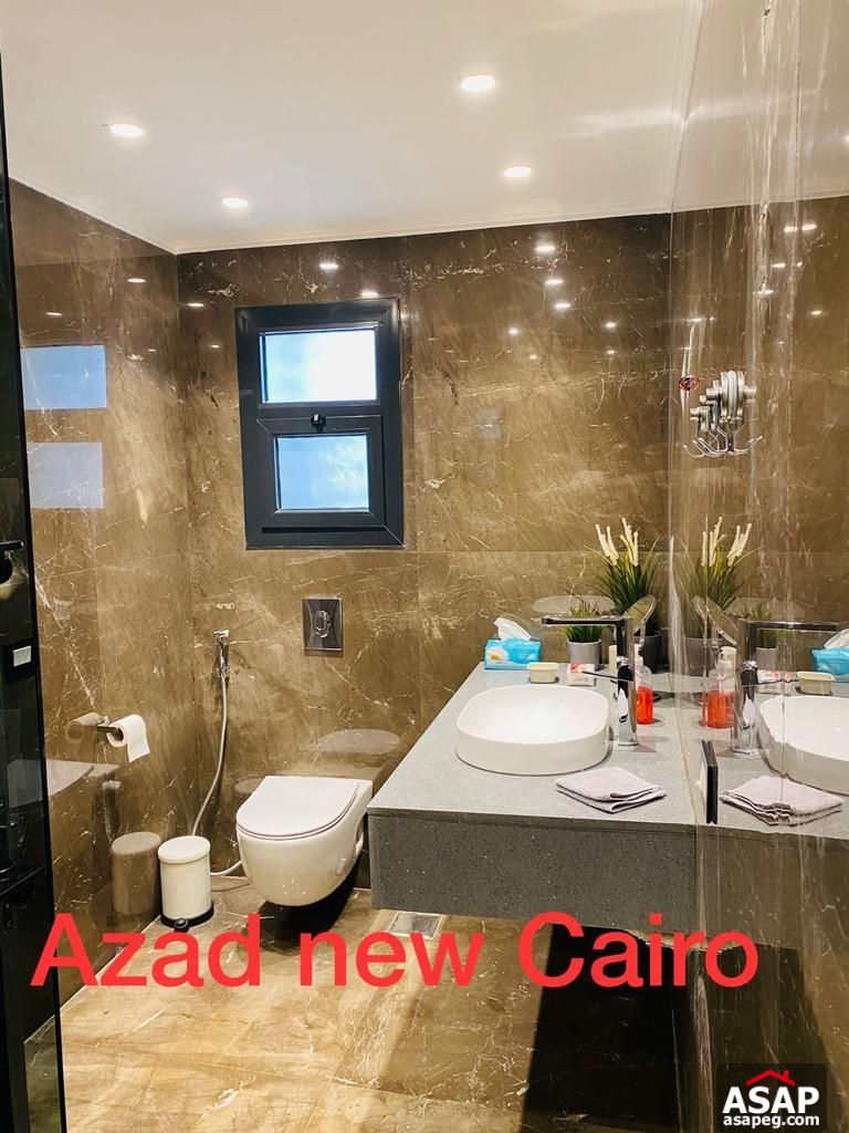 Apartment for Sale in Azad Compound