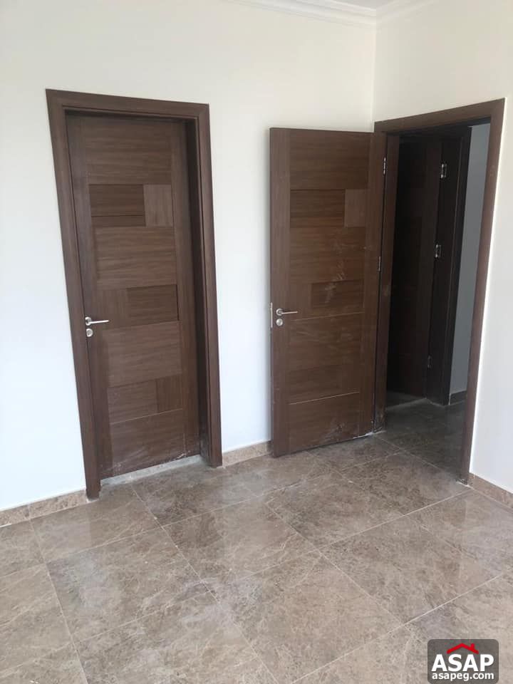 Apartment for Rent in Eastown Compound