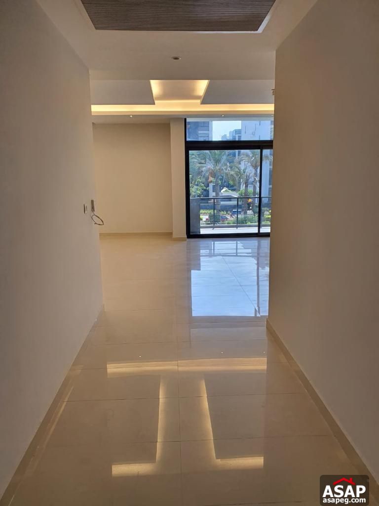 Semi Furnished Apartment for Rent in The WaterWay