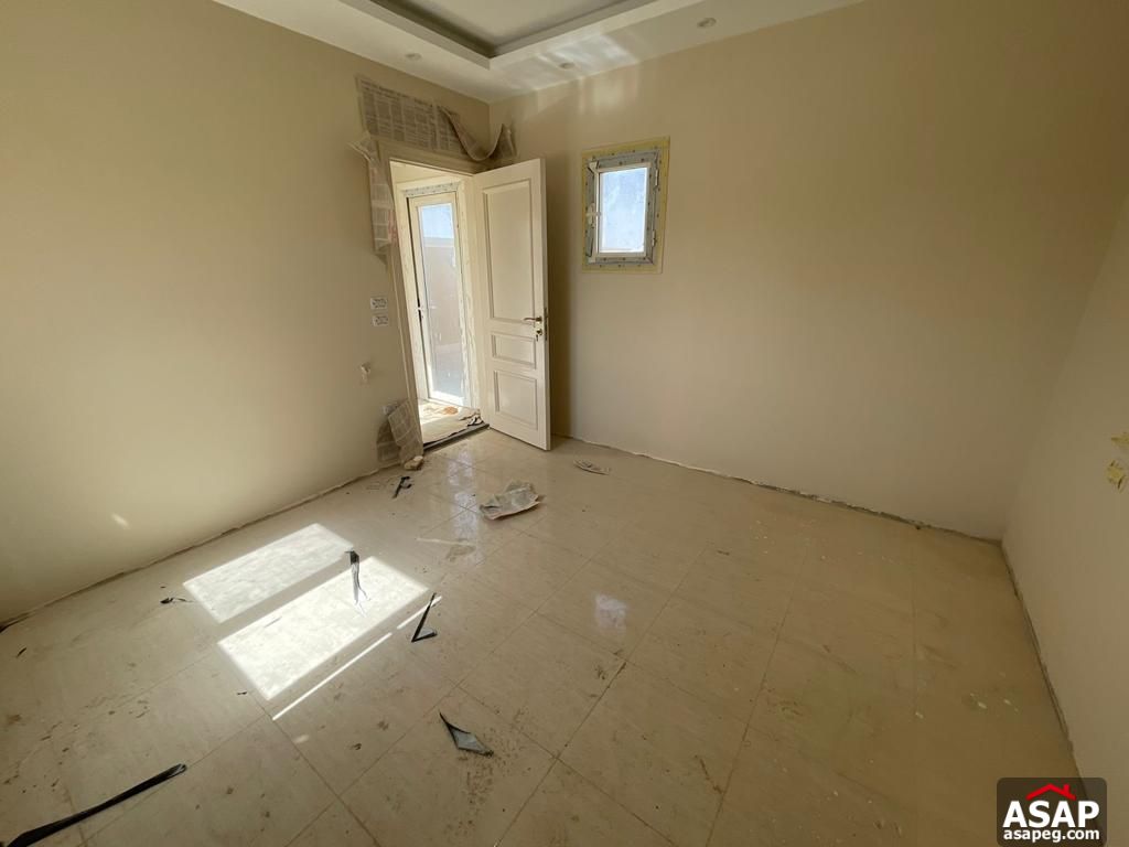 Modern Twin House for Rent in Mivida Emaar Modern Twin House for Rent in Mivida Emaar