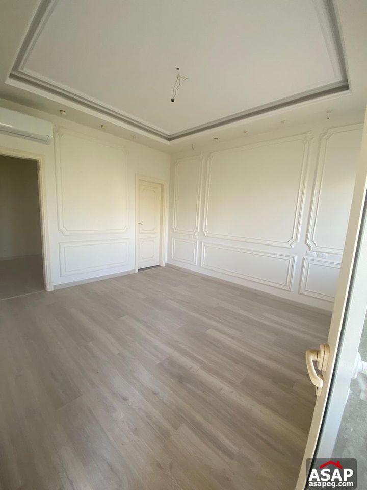 Twin House for Rent in Mivida Emaar