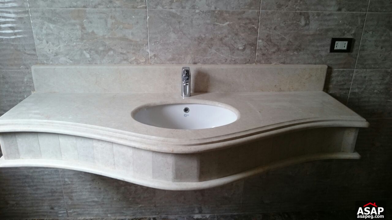 Twin House with Garden for Rent in Bellagio